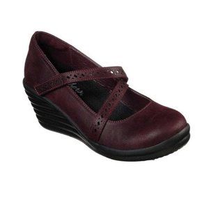Skechers  Rumbler Wave Filigree Mary Jane